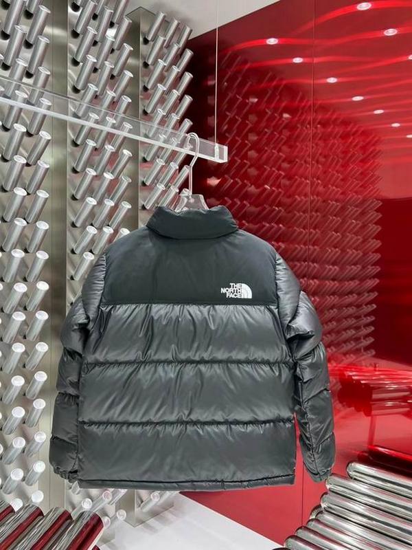 The North Face Men's Outwear 29